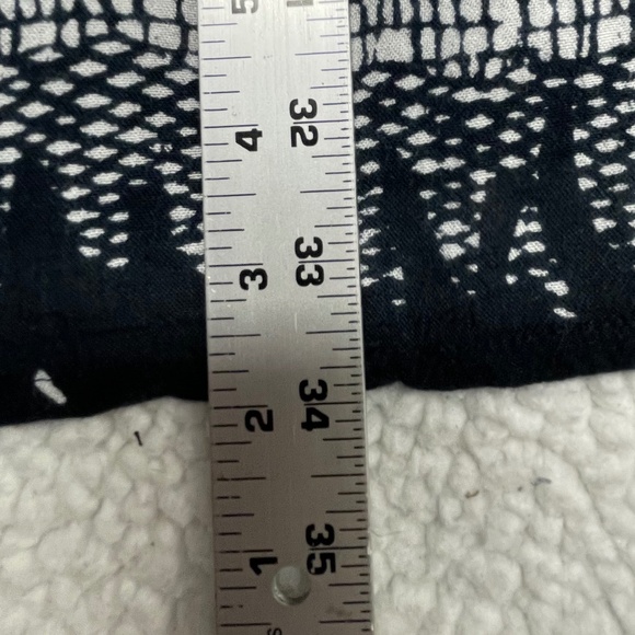 Women’s XL “Shoreline” Black/White Sleeveless Top - Picture 7 of 8